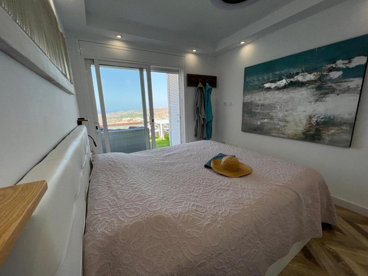 2 Bedroom Apartment With Breathtaking View Of The Sea - Sunset Адехе Экстерьер фото
